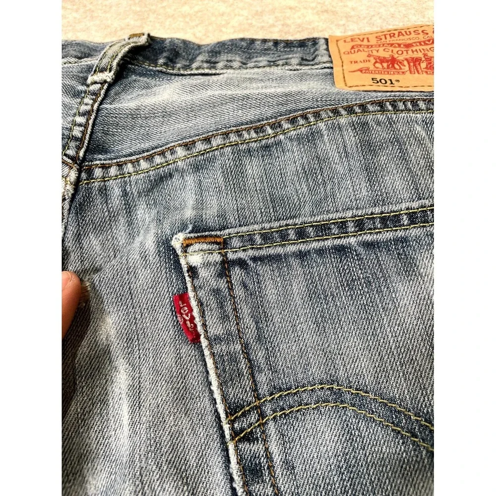 Levis 501 Jeans Mens 38x34 Blue Whiskering‎ Denim Cotton Button Fly Straight Leg